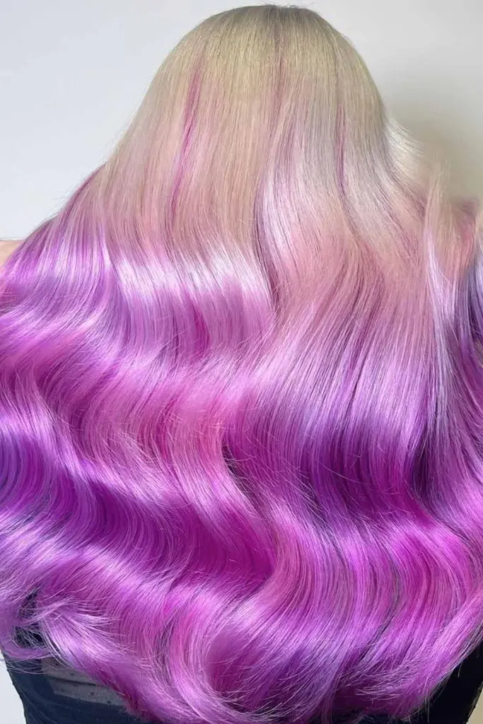 12 Fancy Dip-Dye Hair Color Ideas 12 Voluminous Long Blonde Wavy Hair With Ombre Dip Dye